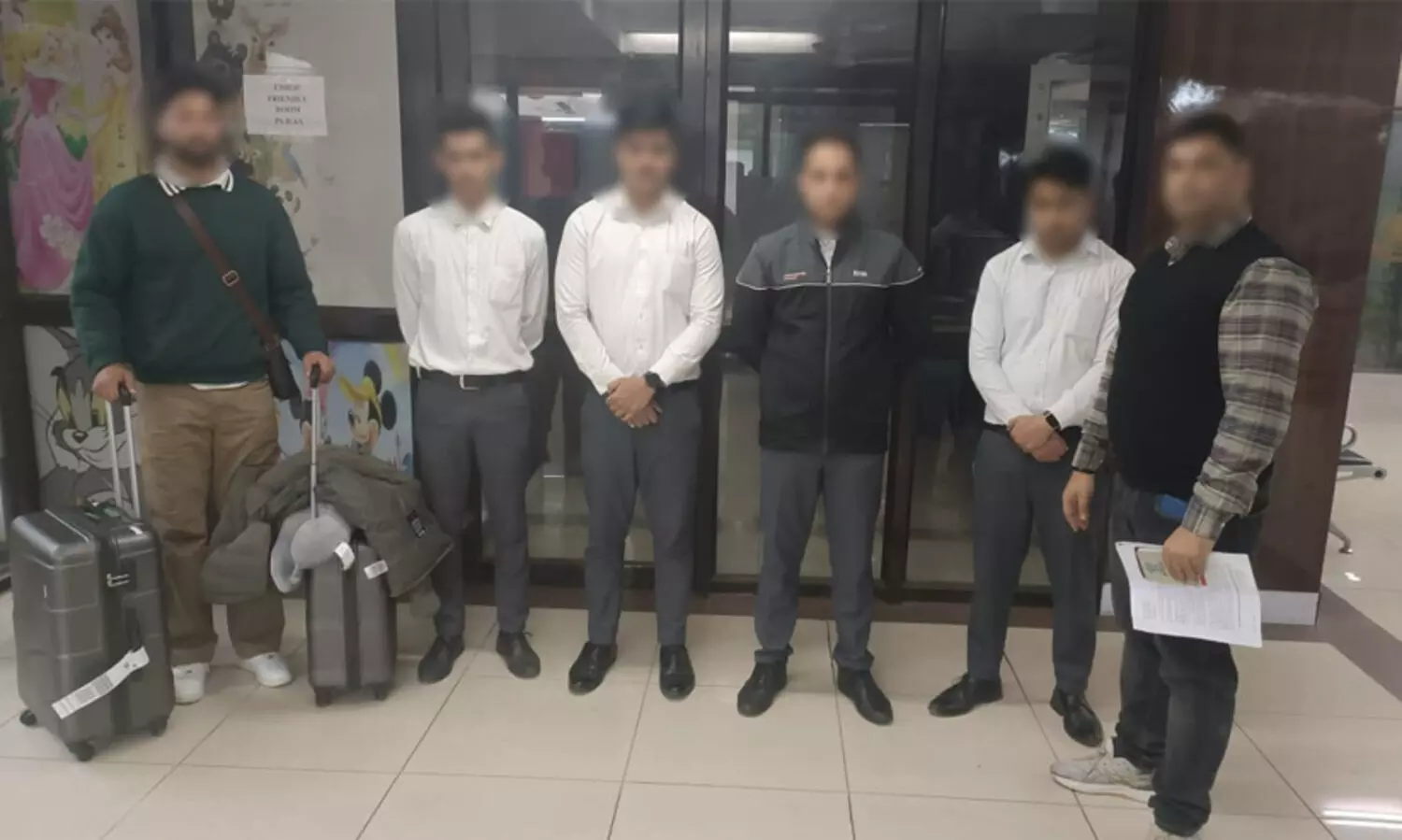 മനുഷ്യക്കടത്ത്; നാല് എയർ ഇന്ത്യ ജീവനക്കാർ അറസ്റ്റിൽ