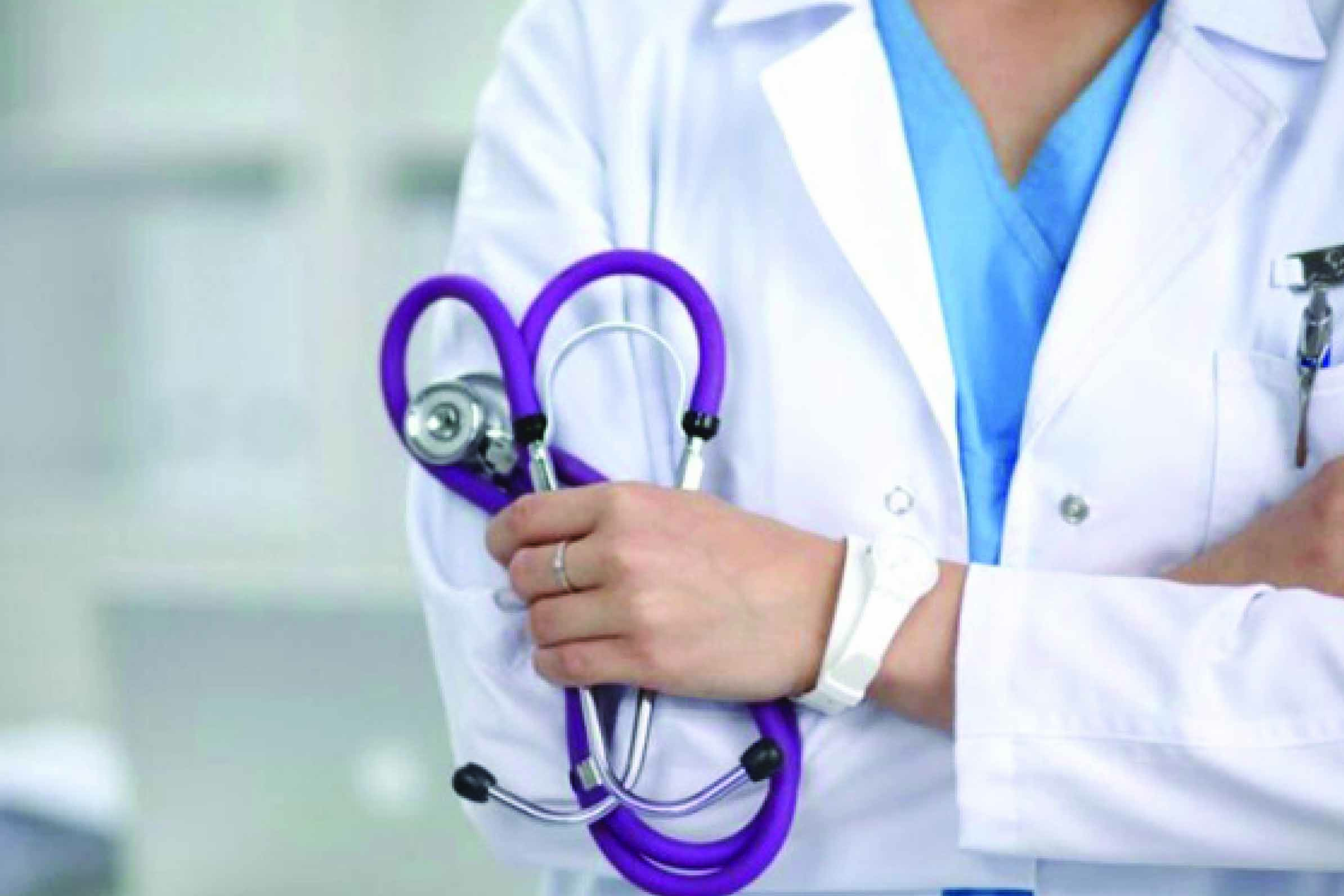 കോട്ടയത്ത് നാല് സർക്കാർ ഡോക്ടർമാർ സ്വകാര്യ ക്ലിനിക് നടത്തുന്നതായി കണ്ടെത്തൽ കോട്ടയത്ത് നാല് സർക്കാർ ഡോക്ടർമാർ സ്വകാര്യ ക്ലിനിക് നടത്തുന്നതായി കണ്ടെത്തൽ