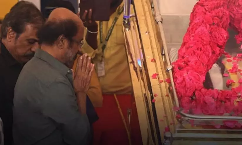 Rajinikanth Gets Teary-Eyed As He Pays Last Respects To Vijayakanth In Chennai; Heartbreaking Visuals Surface