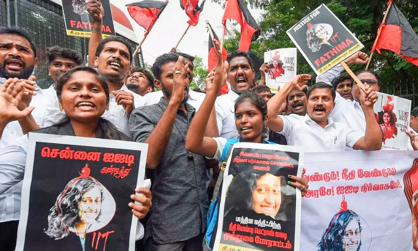 ആധുനിക കാലത്തെ  അക്കാദമിക് അടിമപ്പണി