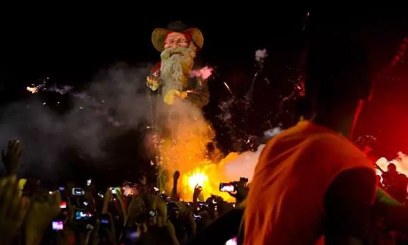 കരുതലോടെ കൊച്ചി പുതുവത്സരാഘോഷത്തിലേക്ക് കരുതലോടെ കൊച്ചി പുതുവത്സരാഘോഷത്തിലേക്ക്