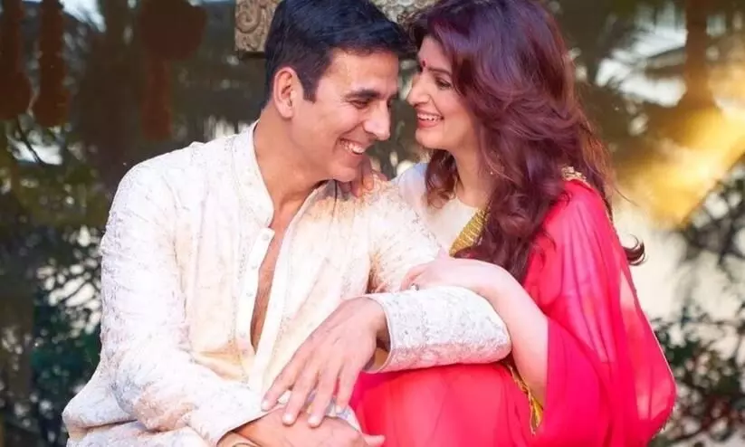 Akshay Kumar shows what he expected and what he got after getting married to Twinkle Khanna