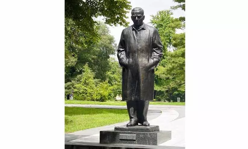 ഇൗവോ ആൻഡ്രിച്ചി​ന്റെ പ്രതിമ