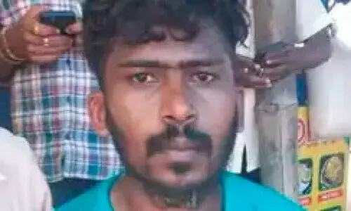 ഉ​ള്ളാ​ൾ ദ​ർ​ഗ സ​ന്ദ​ർ​ശ​ന​ത്തി​നെ​ത്തി​യ യു​വാ​വ് മു​ങ്ങി​മ​രി​ച്ചു; ഒ​രാ​ളെ കാ​ണാ​താ​യി