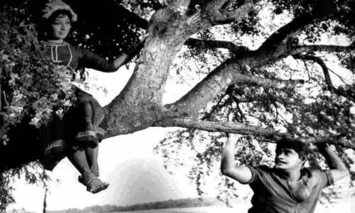 ഏകാന്തപഥികൻ ഞാൻ