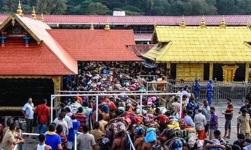 ശബരിമല: മകരവിളക്ക് തീർത്ഥാടനത്തിന് തുടക്കമായി