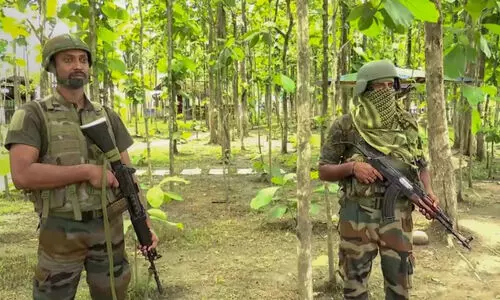 സാ​യു​ധ സം​ഘ​ത്തി​ന്റെ ആ​ക്ര​മ​ണം; മ്യാ​ന്മ​ർ സൈ​നി​ക​ർ മി​സോ​റ​മി​ൽ അ​ഭ​യം തേ​ടി