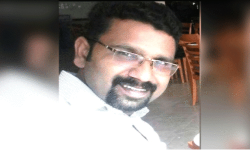 ഹൃ​ദ​യാ​ഘാ​തം; പ​യ്യ​ന്നൂ​ർ സ്വ​ദേ​ശി​ മ​രി​ച്ചു