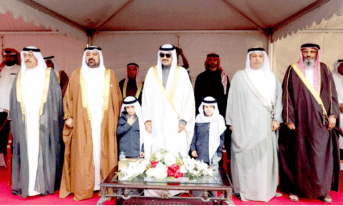 ദേ​ശീ​യ​ദി​നാ​ഘോ​ഷം; റി​ഫ സൂ​ക്കി​ൽ പ​രേ​ഡ് ന​ട​ന്നു