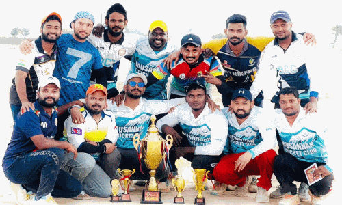 ഫ്രൈ​ഡേ സ്ക്വാ​ഡ് ക്രി​ക്ക​റ്റ് : ബി.​എം.​സി.​സി മു​സ​ന്ന ജേ​താ​ക്ക​ൾ