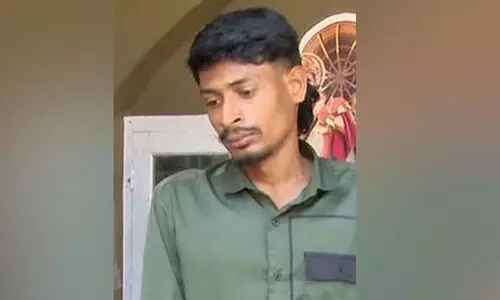 ഓണ്‍ലൈന്‍ റമ്മി കളിച്ച് മൂന്ന് ലക്ഷം പോയി; നഷ്ടം നികത്താൻ വയോധികയുടെ മാല കവർന്ന യുവാവ് പിടിയില്‍