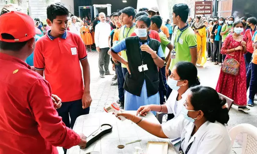 കോവിഡ് പരിശോധന മൈസൂരു മൃഗശാല സന്ദർശകർക്ക് കവാടത്തിൽ വൻ കടമ്പ