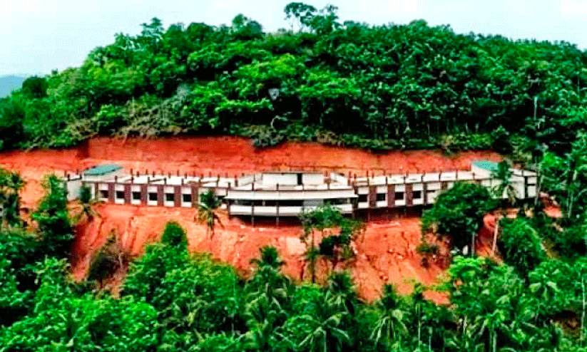 കുന്നിൻമുകളിൽ പ്രതീക്ഷയോടെ ഒരു സർക്കാർ കലാലയം