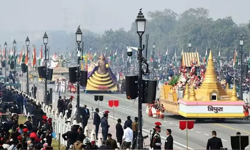 നിശ്ചല ദൃശ്യങ്ങൾക്ക് പരക്കെ വെട്ട്; റിപ്പബ്ലിക് ദിന പരേഡിന് രാഷ്ട്രീയ പക്ഷപാതം, കേരളവും പുറത്ത് നിശ്ചല ദൃശ്യങ്ങൾക്ക് പരക്കെ വെട്ട്; റിപ്പബ്ലിക് ദിന പരേഡിന് രാഷ്ട്രീയ പക്ഷപാതം, കേരളവും പുറത്ത്