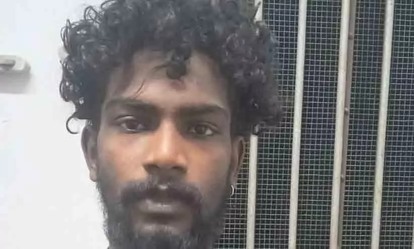 കട്ടിലിൽ കിടന്നുറങ്ങിയ ആളെ ആക്രമിച്ച് കൊലപ്പെടുത്താൻ ശ്രമം; യുവാവ് അറസ്റ്റിൽ കട്ടിലിൽ കിടന്നുറങ്ങിയ ആളെ ആക്രമിച്ച് കൊലപ്പെടുത്താൻ ശ്രമം; യുവാവ് അറസ്റ്റിൽ