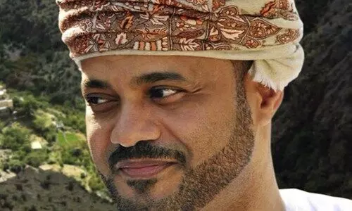 യു.​കെ സ്റ്റേ​റ്റ് സെ​ക്ര​ട്ട​റി സ​യ്യി​ദ്​ ബ​ദ​റു​മാ​യി ഫോ​ണി​ൽ സം​സാ​രി​ച്ചു