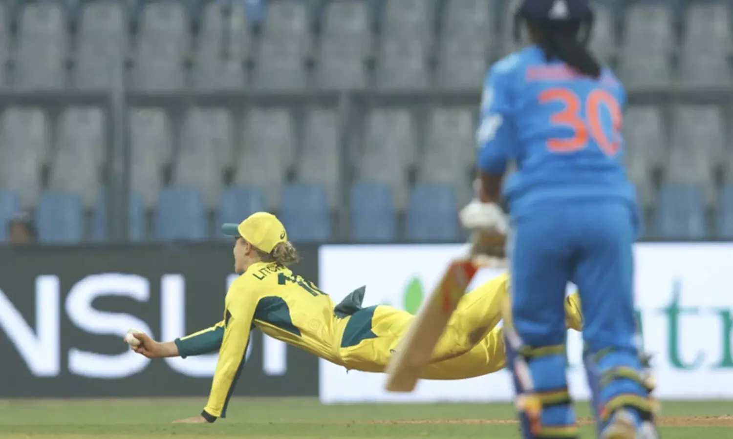 ഇന്ത്യൻ വനിതകൾക്ക് കനത്ത തോൽവി; പരമ്പര തൂത്തുവാരി ആസ്ട്രേലിയ