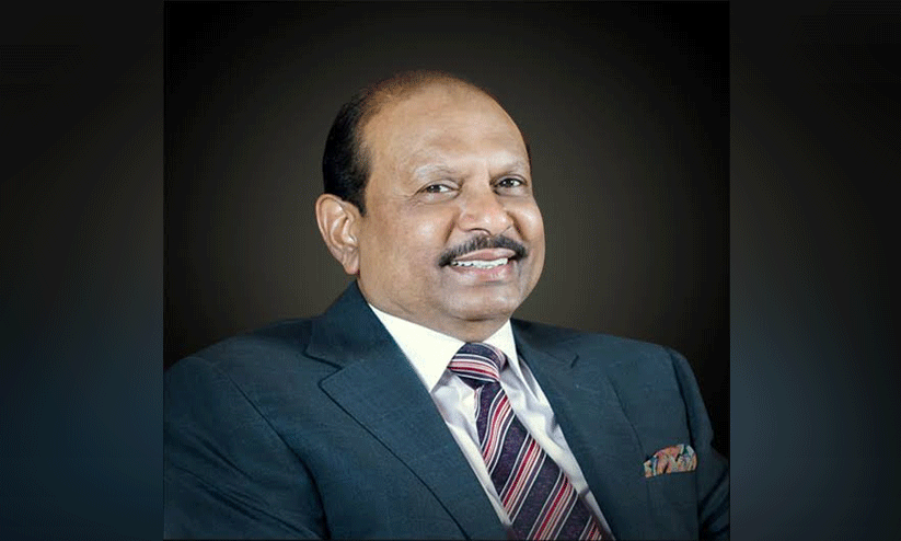 പ്രവാസത്തിന് അമ്പതാണ്ട്; യൂസുഫലിക്ക് ആദരമർപ്പിച്ച് 50 കുട്ടികൾക്ക് സൗജന്യ ഹൃദയശസ്ത്രക്രിയ പ്രവാസത്തിന് അമ്പതാണ്ട്; യൂസുഫലിക്ക് ആദരമർപ്പിച്ച് 50 കുട്ടികൾക്ക് സൗജന്യ ഹൃദയശസ്ത്രക്രിയ