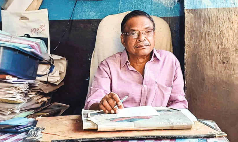 വണ്ടൂരിന്‍റെ ആധാരമെഴുത്തിന് അരനൂറ്റാണ്ടിന്‍റെ കൈവഴക്കവുമായി ‘കുഞ്ഞു’