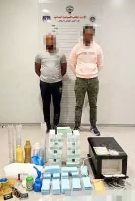 കള്ളനോട്ടുമായി രണ്ടുപേർ പിടിയിൽ കള്ളനോട്ടുമായി രണ്ടുപേർ പിടിയിൽ