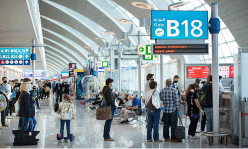 ദു​ബൈ വി​മാ​ന​ത്താ​വ​ളം യാ​ത്ര​ക്ക് നേ​ര​ത്തേ പു​റ​പ്പെ​ടാ​ൻ നി​ർ​ദേ​ശം