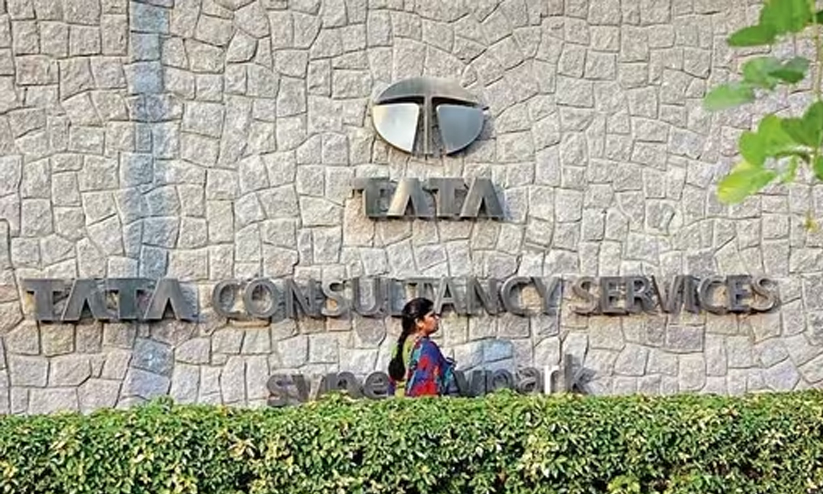 2000 ജീവനക്കാരെ ടി.സി.എസ് അന്യായമായി സ്ഥലംമാറ്റിയതായി പരാതി; ഇടപ്പെട്ട് മഹാരാഷ്ട്ര സർക്കാർ