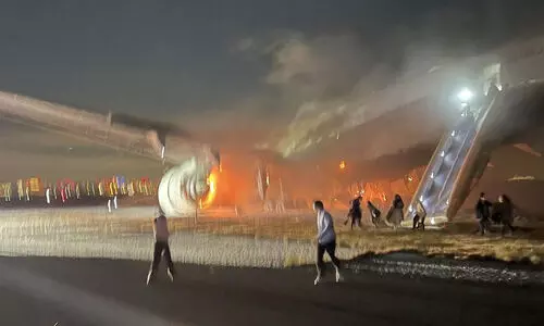 ജപ്പാനിലെ വിമാനാപകടം: അലറിക്കരഞ്ഞ് യാത്രക്കാർ, യാത്രാ വിമാനത്തിനുള്ളിലെ ഞെട്ടിക്കുന്ന ദൃശ്യങ്ങൾ പുറത്ത്