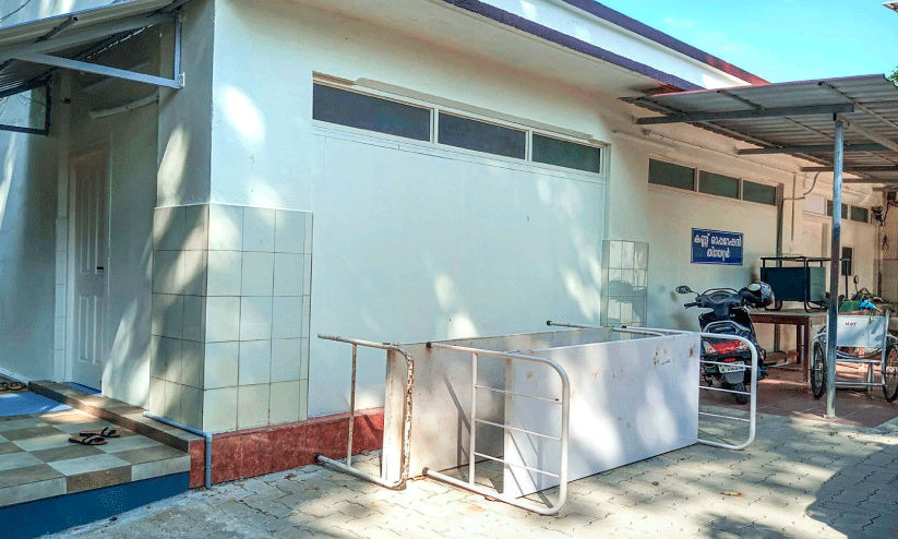 കോട്ടയം ജില്ല ആശുപത്രി അഞ്ചാം വാർഡ് അറ്റകുറ്റപ്പണിക്ക് എസ്റ്റിമേറ്റായി കോട്ടയം ജില്ല ആശുപത്രി അഞ്ചാം വാർഡ് അറ്റകുറ്റപ്പണിക്ക് എസ്റ്റിമേറ്റായി