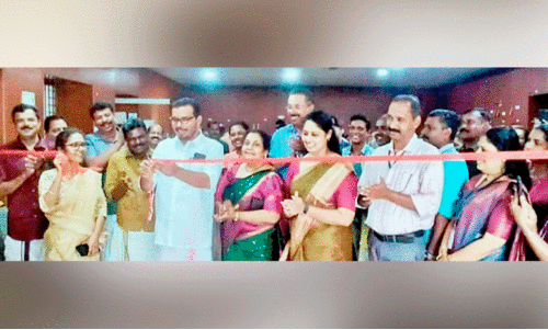 സേവനങ്ങൾ വിരൽത്തുമ്പിൽ; ആലപ്പുഴ നഗരസഭ സ്മാർട്ടായി ​