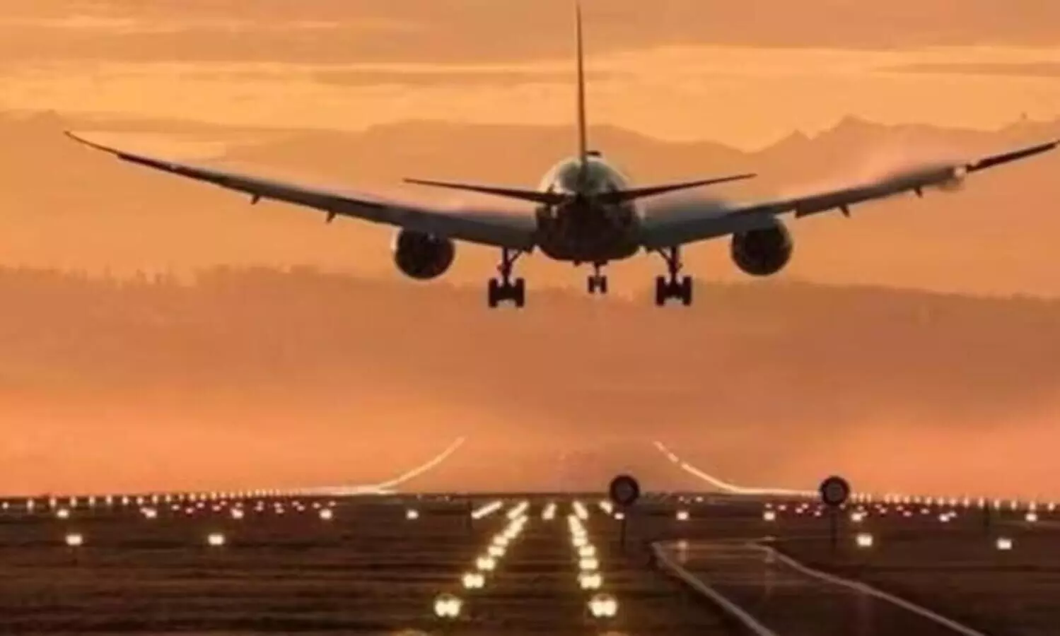 മൂടൽമഞ്ഞിൽ വിമാനമിറക്കാൻ പരിശീലനം നേടാത്ത പൈലറ്റുമാരെ നിയോഗിച്ചു; എയർ ഇന്ത്യക്കും സ്പൈസ്ജെറ്റിനും നോട്ടീസ്