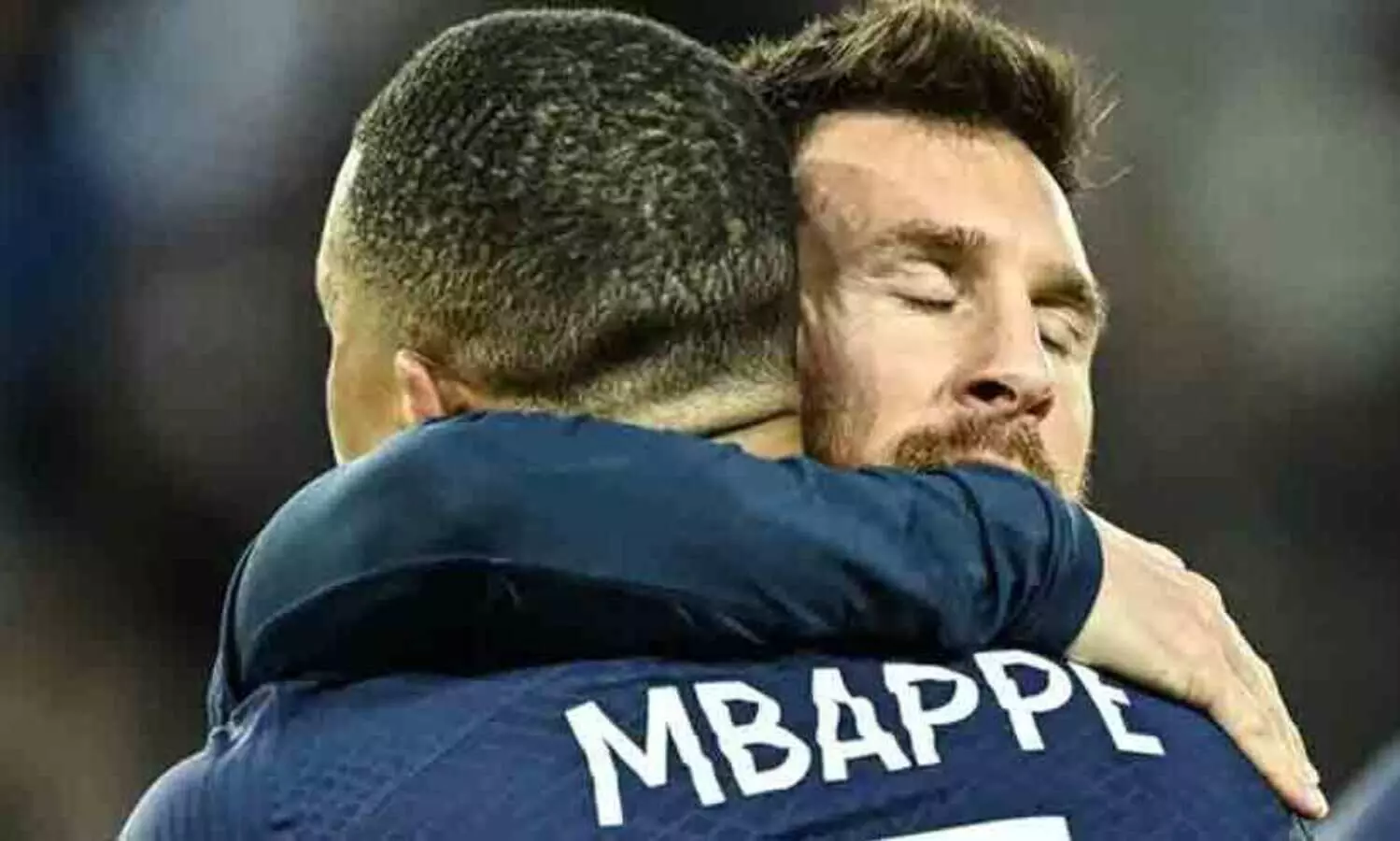 മെസ്സിയെ വല്ലാതെ മിസ് ചെയ്യുന്നു..!; മനസ് തുറന്ന് എംബാപ്പെ