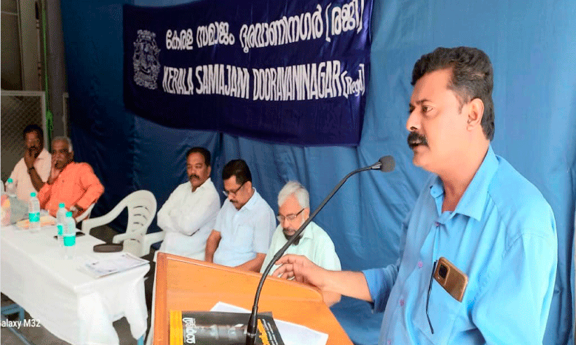 ‘ജ്ഞാ​ന​സ്നാ​നം’ വൈ​വി​ധ്യ​ങ്ങ​ളെ സ​മ​ന്വ​യി​പ്പി​ച്ച് മാ​ന​വി​ക​ത​യു​ടെ പ്ര​കാ​ശം പ​ര​ത്തു​ന്ന ക​ഥ -കെ.​വി. സ​ജ​യ്