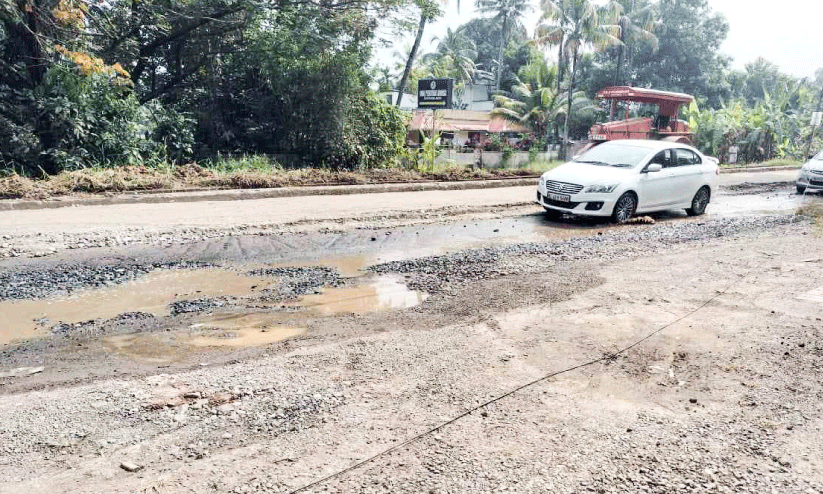 അധികൃതരേ, എന്തൊരു പ്രഹസനമാണിത് അധികൃതരേ, എന്തൊരു പ്രഹസനമാണിത്