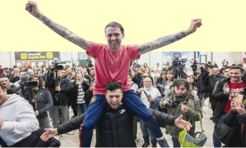 ലോ​ക​ക​പ്പി​ന്​ പു​റ​പ്പെ​ട്ട സാ​ൻ​റി​യാ​ഗോ​ക്ക്​ ഒ​ടു​വി​ൽ മോ​ച​നം