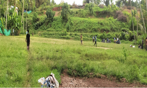 മാറനല്ലൂര്‍ ഗ്രാമപഞ്ചായത്തിലെ ചെന്നിയോട് കളിസ്ഥലം കാടു മൂടി