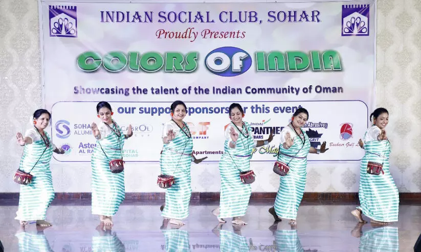 അ​രു​ണാ​ച​ൽ നാ​ടോ​ടി നൃ​ത്ത​വു​മാ​യി മ​ല​യാ​ളി വ​നി​ത​ക​ൾ