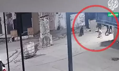 വെസ്റ്റ് ബാങ്കിൽ 17കാരനെ ഇസ്രായേൽ വെടിവെച്ചുകൊന്നു, രക്ഷിക്കാൻ ശ്രമിച്ചവരെയും വെടിവെച്ചുവീഴ്ത്തി