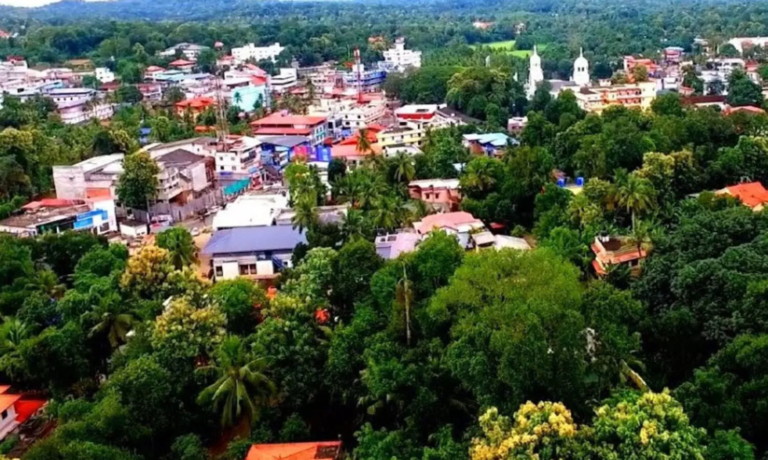 അടൂരില്‍ നടപ്പാക്കാത്ത ഗതാഗത പരിഷ്​കാരങ്ങൾ