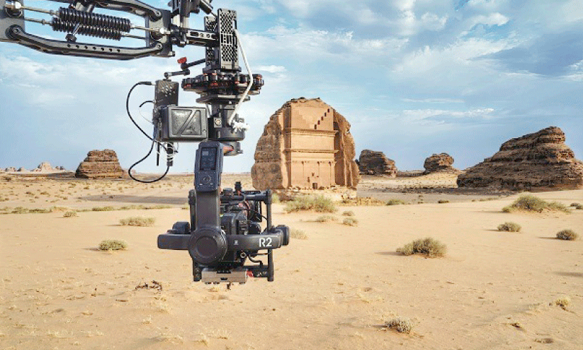 സൗദിയിൽ ചലച്ചിത്ര നിർമാണത്തിൽ 4000 പ്രതിഭകൾക്ക് പരിശീലനം നൽകുന്നു സൗദിയിൽ ചലച്ചിത്ര നിർമാണത്തിൽ 4000 പ്രതിഭകൾക്ക് പരിശീലനം നൽകുന്നു