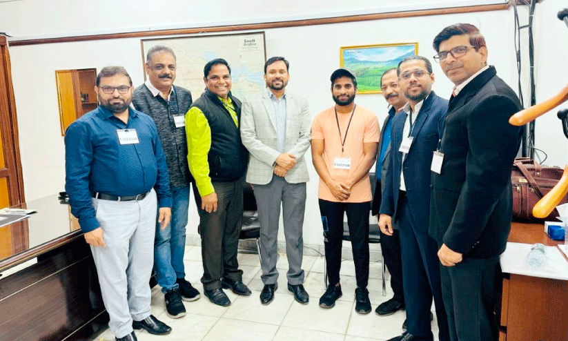 മ​ക്ക​യി​ലേ​ക്കുള്ള പാതയിൽ   ക​ർ​ണാ​ട​ക​യി​ൽനി​ന്നൊ​രു യു​വാ​വ്