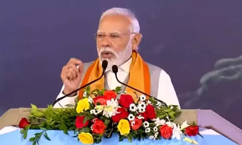 നരേന്ദ്ര മോഡിയുടെ കപട നാരീ സ്നേഹം ബി.ജെ.പിയുടെ സ്ത്രീ വിരുദ്ധത മറച്ചു പിടിക്കാനെന്ന് വിമന് ഇന്ത്യാ മൂവ്മെന്റ് നരേന്ദ്ര മോഡിയുടെ കപട നാരീ സ്നേഹം ബി.ജെ.പിയുടെ സ്ത്രീ വിരുദ്ധത മറച്ചു പിടിക്കാനെന്ന് വിമന് ഇന്ത്യാ മൂവ്മെന്റ്