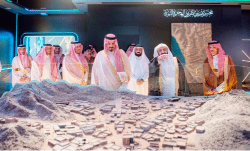 പ്ര​വാ​ച​ക ജീ​വ​ച​രി​ത്രം വി​വ​രി​ക്കു​ന്ന അ​ന്താ​രാ​ഷ്ട്ര മ്യൂ​സി​യ​ത്തി​ൽ  മ​ദീ​ന ഗ​വ​ർ​ണ​റു​ടെ സ​ന്ദ​ർ​ശ​നം