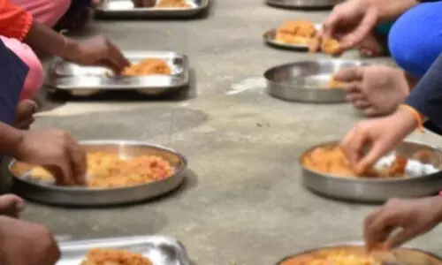 ‘ഫുഡ്’ മോണിങ്, സർ...; വി​ദ്യാ​ല​യ​ങ്ങ​ളി​ൽ, പ്ര​ഭാ​ത ഭ​ക്ഷ​ണ വി​ത​ര​ണ പ​ദ്ധ​തി​യു​മാ​യി പൊ​ന്നാ​നി ന​ഗ​ര​സ​ഭ