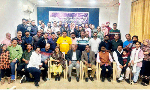 കെ.ഡി.എൻ.എ സ്ഥാപക പ്രസിഡന്‍റ്  എം.എം. സുബൈറിന് യാത്രയയപ്പ് നൽകി