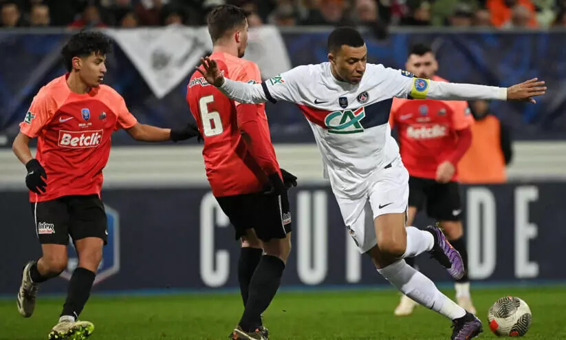 എംബാപ്പെക്ക് ഹാട്രിക്, റെക്കോഡ്; ഫ്രഞ്ച് കപ്പിൽ ഗോൾ മഴ തീർത്ത് പി.എസ്.ജി