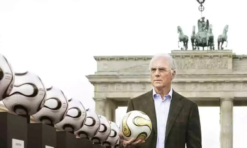 വി​ശ്വ​സോ​ക്ക​റി​നെ ത്ര​സി​പ്പി​ച്ച ‘ച​ക്ര​വ​ർ​ത്തി’