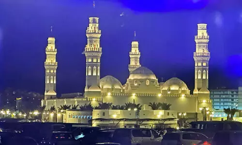 ദീ​പപ്ര​ഭ​യി​ൽ തി​ള​ങ്ങി മ​ദീ​ന​യി​ലെ മ​സ്ജി​ദു​ൽ ഖു​ബാ​അ്