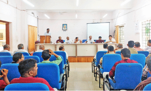 വി​ക​സ​ന​സ​മി​തി യോ​ഗ​ം