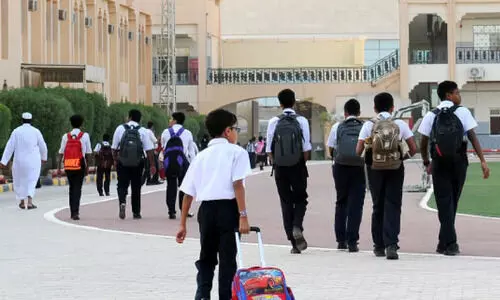 അവധികഴിഞ്ഞു; സ്കൂളുകൾ വീണ്ടും സജീവമാകുന്നു