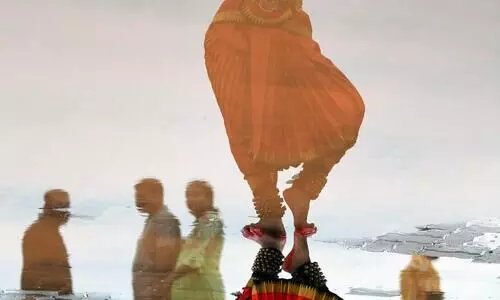 മഴനൃത്തം